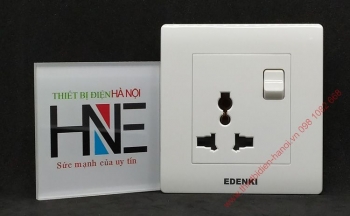 Bộ ổ cắm 3 chấu có công tắc đơn mặt vuông mầu trắng